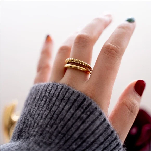Double Layered Twisted Band Ring-Gold Vermeil Thin Bands Size 7 - Picture 4 of 7